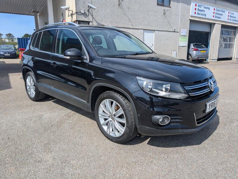 View VOLKSWAGEN TIGUAN 2.0 TDI BlueMotion Tech Match Edition