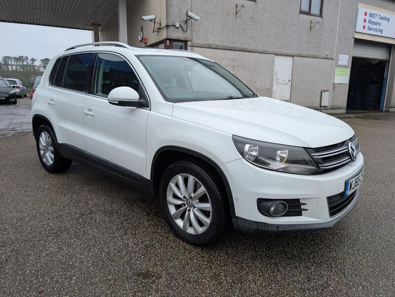 View VOLKSWAGEN TIGUAN 2.0 TDI BlueMotion Tech Match