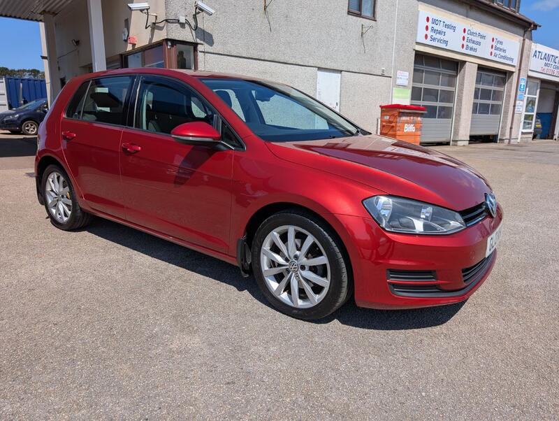 View VOLKSWAGEN GOLF 2.0 TDI BlueMotion Tech SE