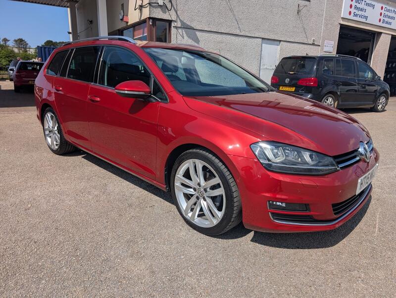 View VOLKSWAGEN GOLF 2.0 TDI GT BlueMotion Tech Estate