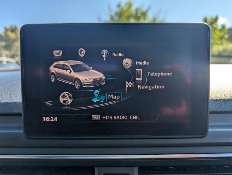 AUDI A4 AVANT