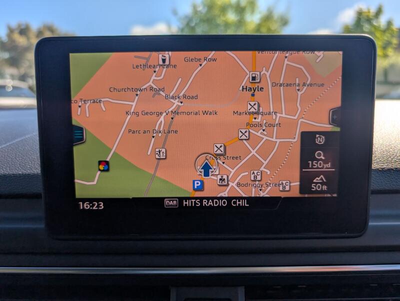 AUDI A4 AVANT