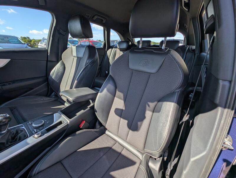 AUDI A4 AVANT