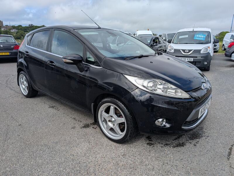 View FORD FIESTA 1.4 Titanium