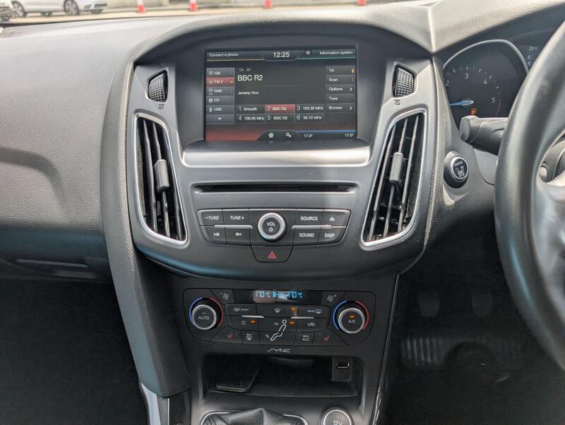 FORD FOCUS