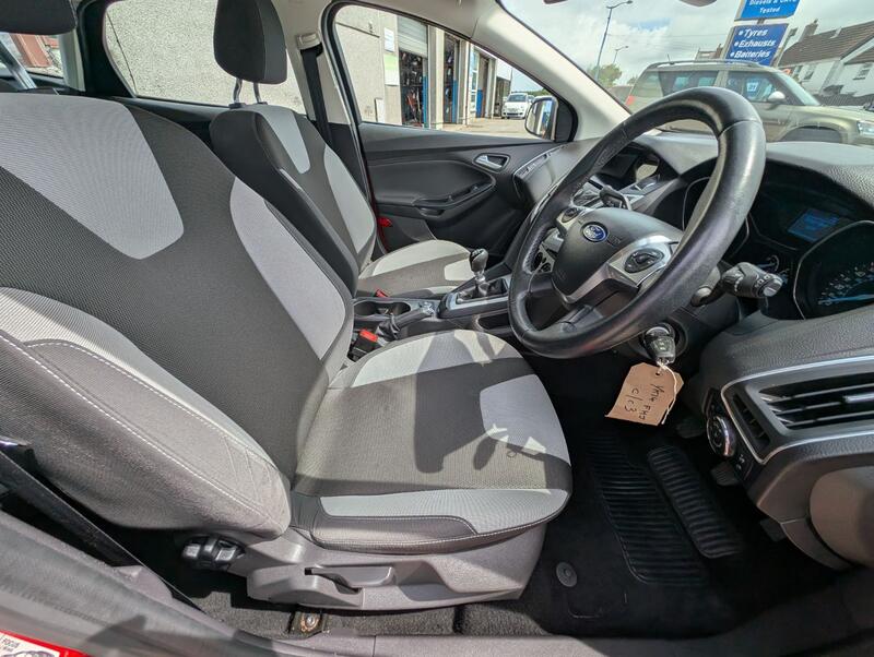 FORD FOCUS
