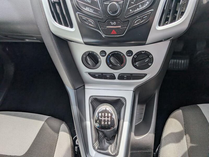 FORD FOCUS