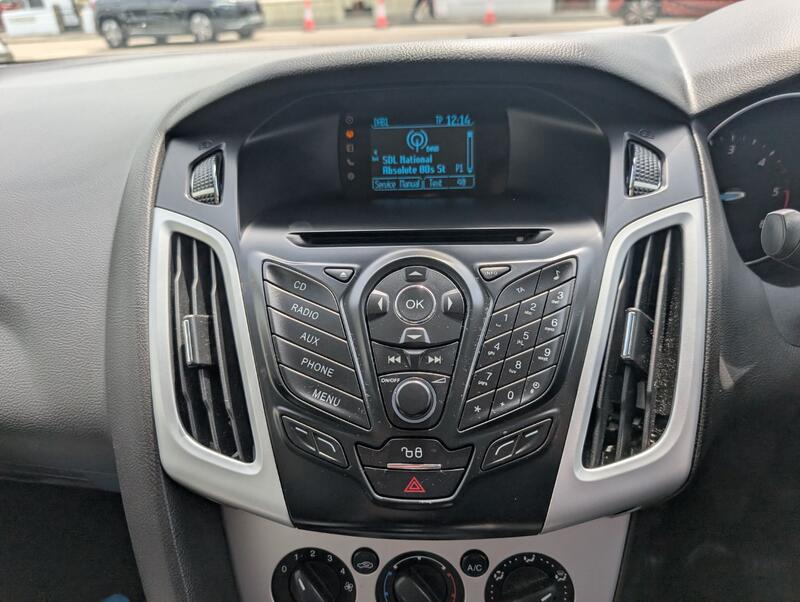 FORD FOCUS