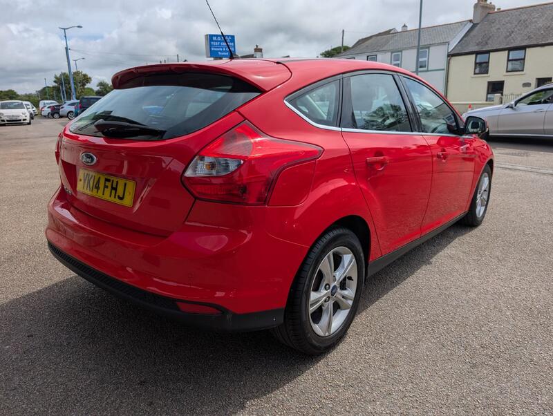 FORD FOCUS
