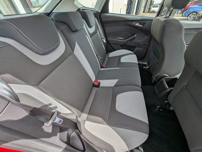 FORD FOCUS