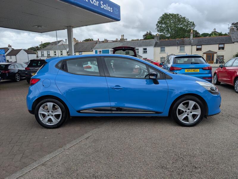 View RENAULT CLIO 1.2 Dynamique MediaNav 1.2 16V 75