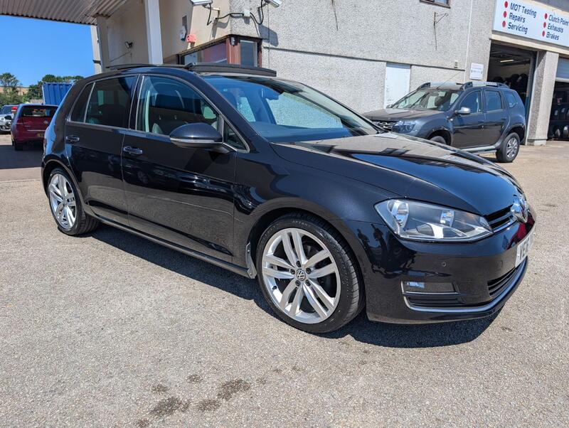 View VOLKSWAGEN GOLF 2.0 TDI BlueMotion Tech GT Edition