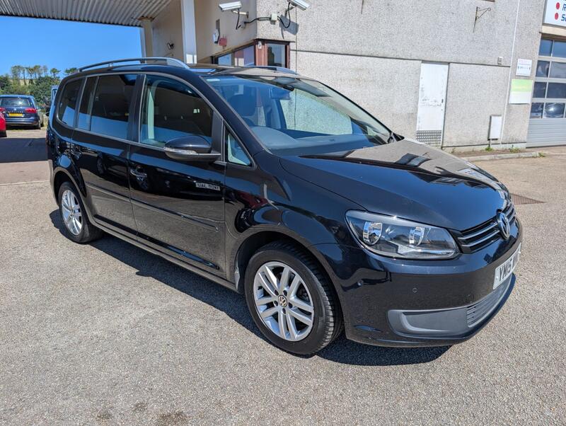 View VOLKSWAGEN TOURAN 1.6 TDI SE