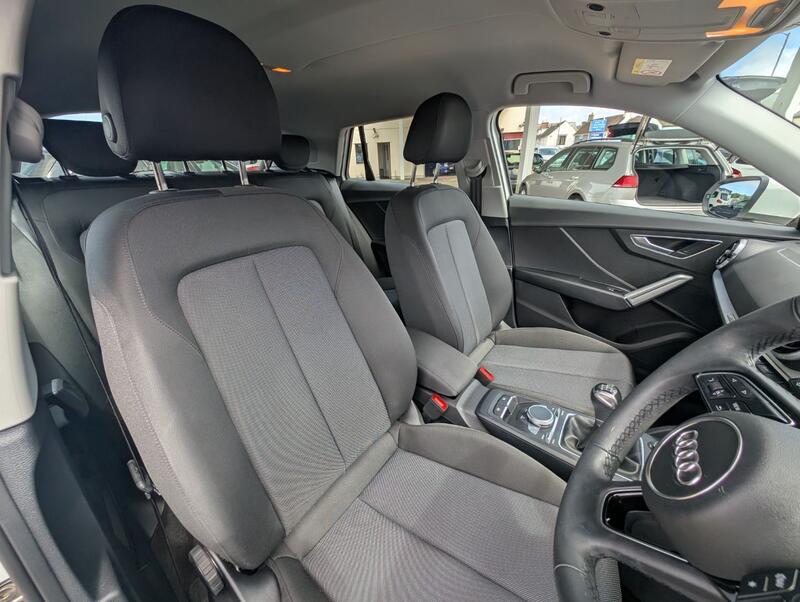 AUDI Q2