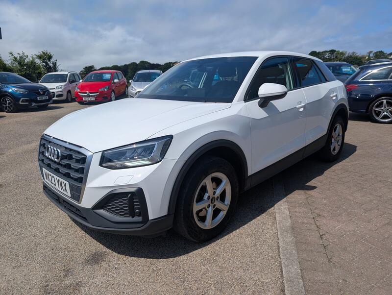 AUDI Q2