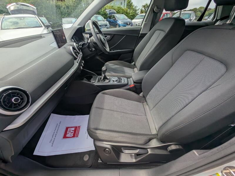 AUDI Q2