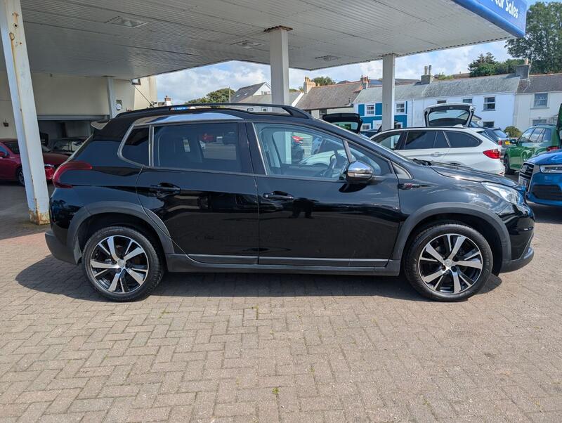 View PEUGEOT 2008 1.6 BlueHDi GT Line