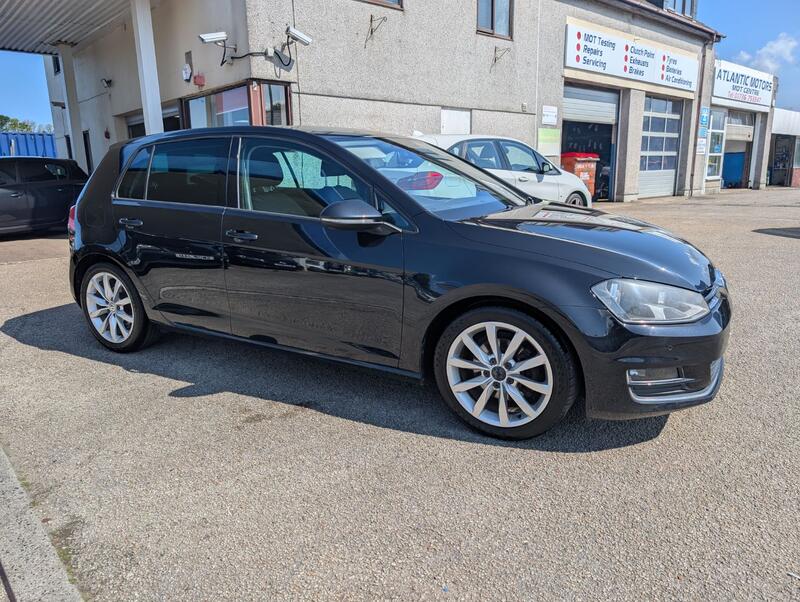 View VOLKSWAGEN GOLF 2.0 TDI BlueMotion Tech GT