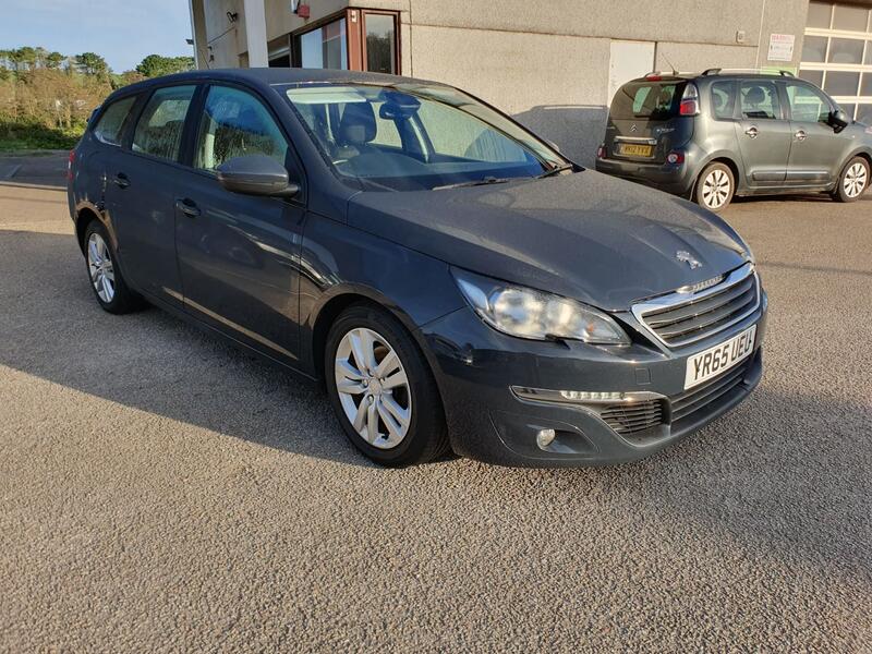 View PEUGEOT 308 1.6 HDi Active