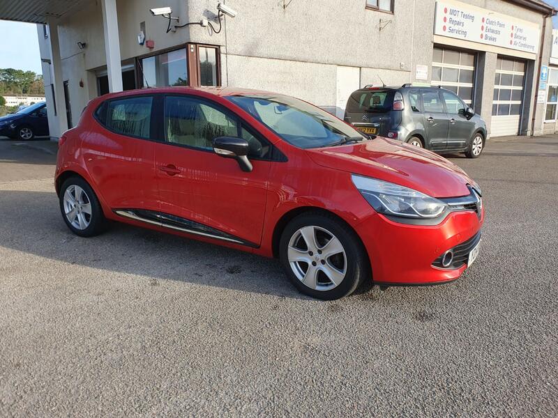 View RENAULT CLIO 0.9 Dynamique MediaNav TCe 90 Stop & Start